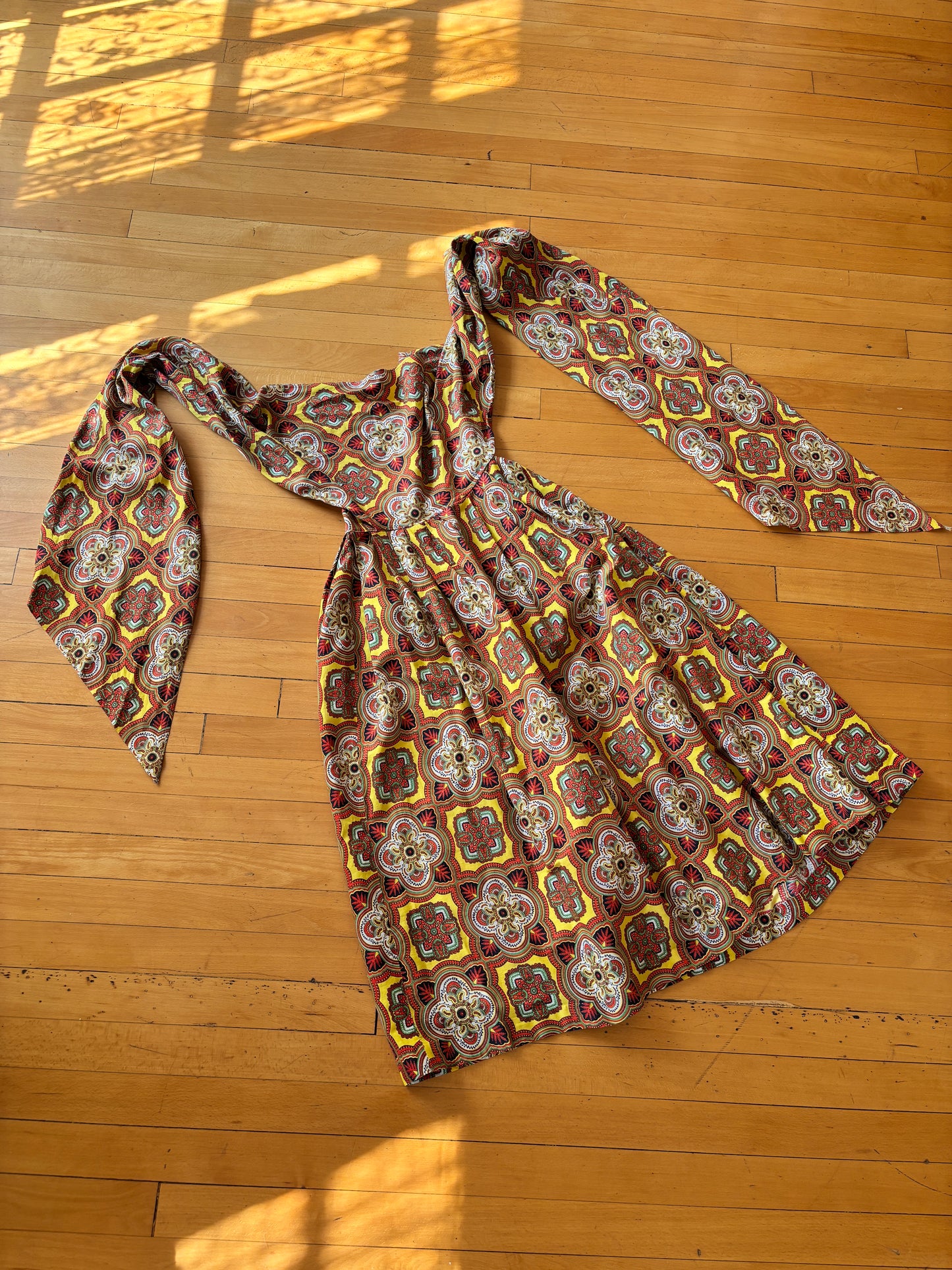 Vintage 1950s Dress - Sexy Convertible Halter Strapless Sundress Wear Many Ways! Size XS to S