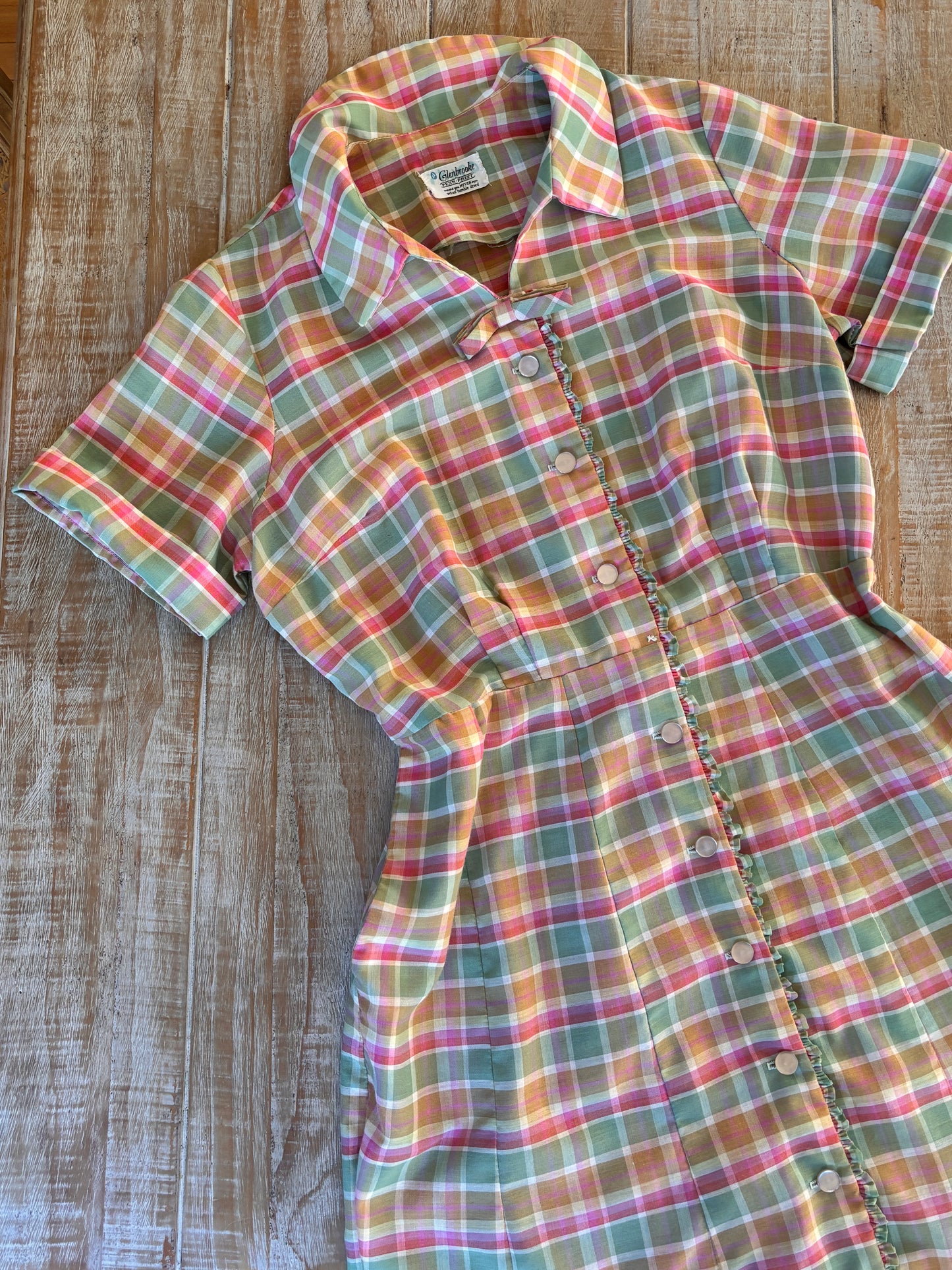 Vintage Early 1960s Coat Dress - Pert Volup! Glenbrooke Autumnal Olive Green Pink Plaid Cotton Blend Shirtwaist Size L to XL