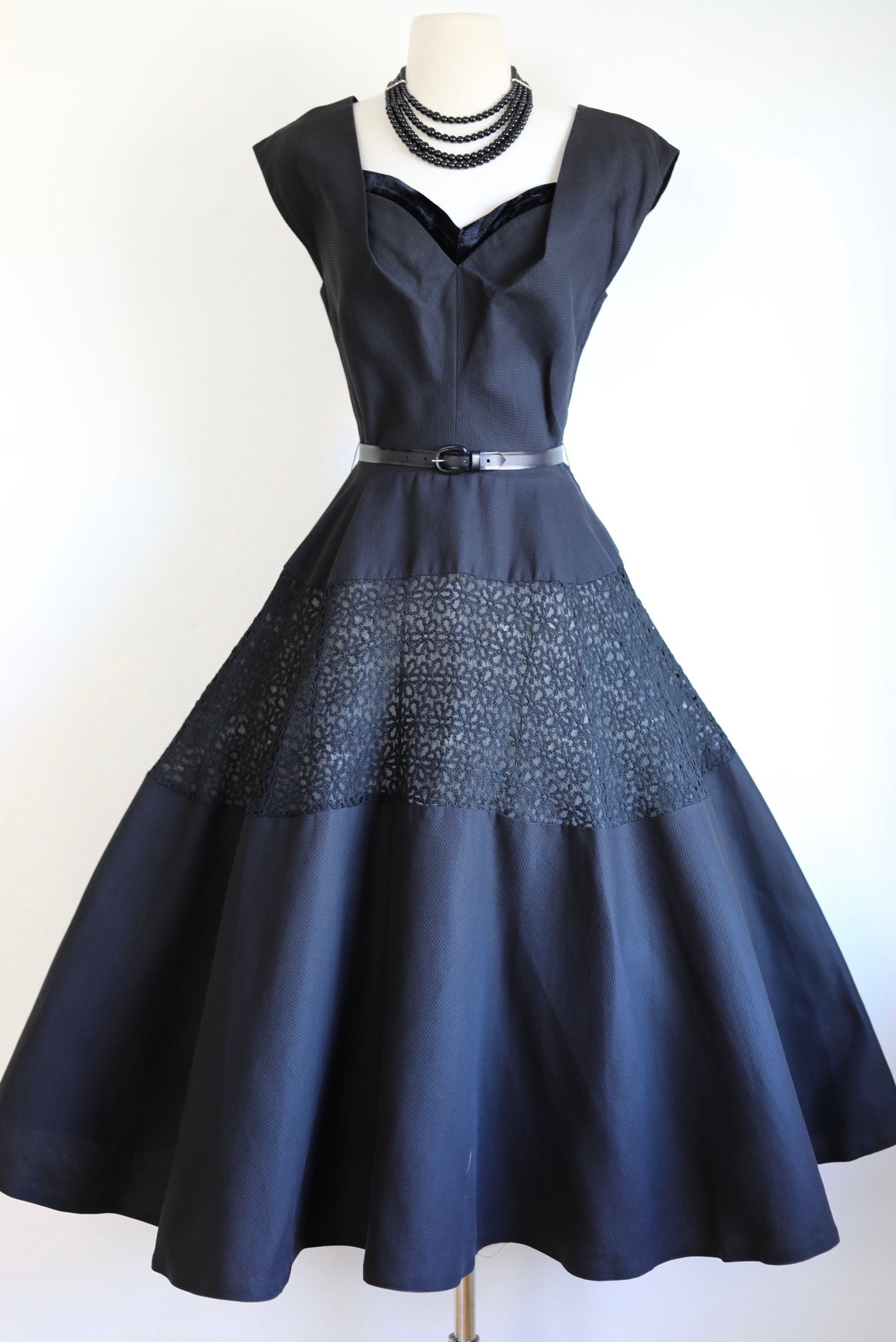 Vintage 1950s Couture Dress - Martini Designed Sylvan Rich Black Cotton Pique w Lace Daisy Inserts + Velvet Sundress Size S