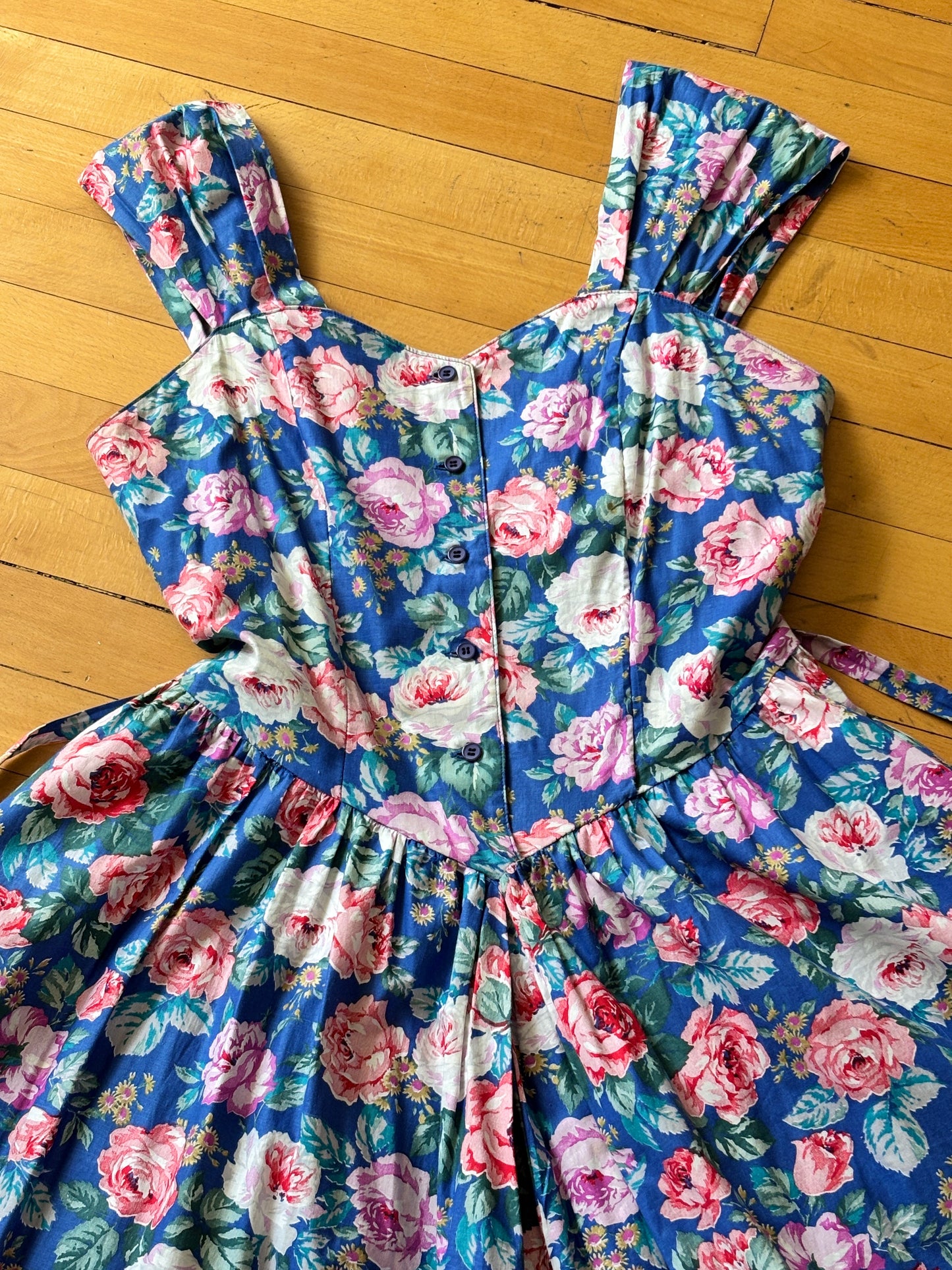 Vintage 1980s Dress - French Blue Pink Red Rose Print Robbie Bee Cotton Princess Belted Sundress Size M to L