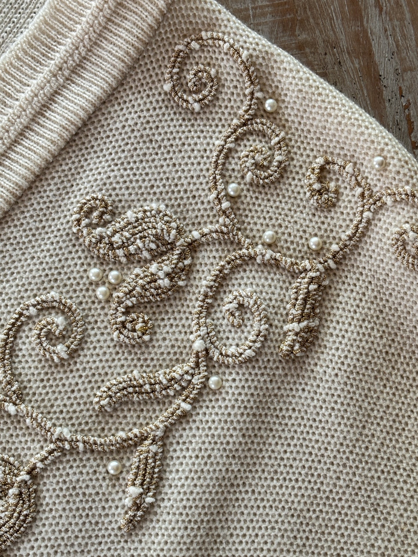 Vintage 1950s Knit Bolero Sweater - Cream w Sparkling Gold Metallic Lurex Vines Knitwear Cardigan Size S to L