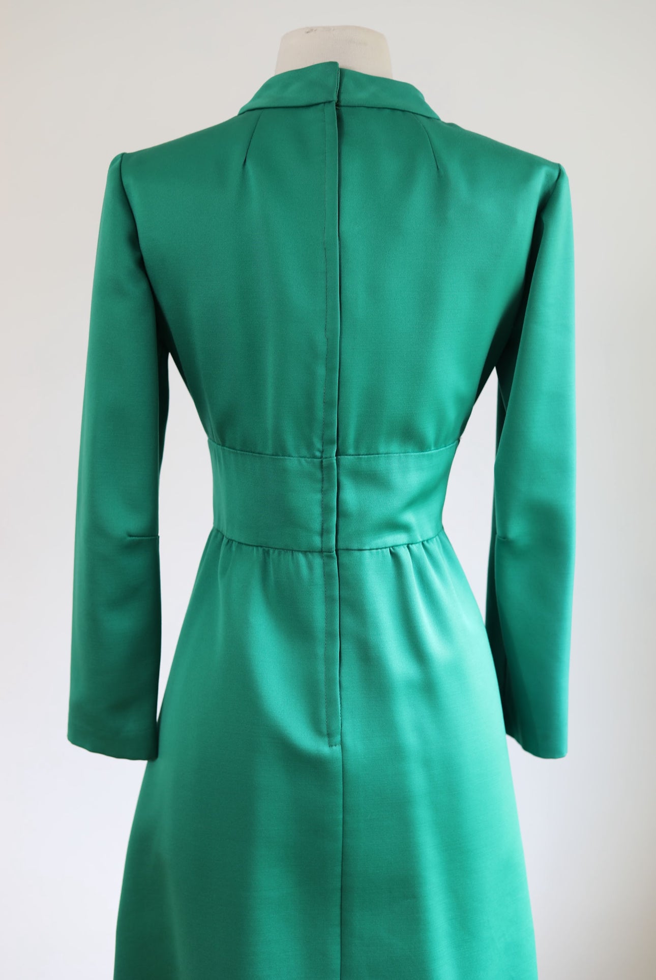 Vintage 1960s Designer Cocktail Dress - Structural Mod Silk Emerald Green Midi Dress w Cut-Out Size M