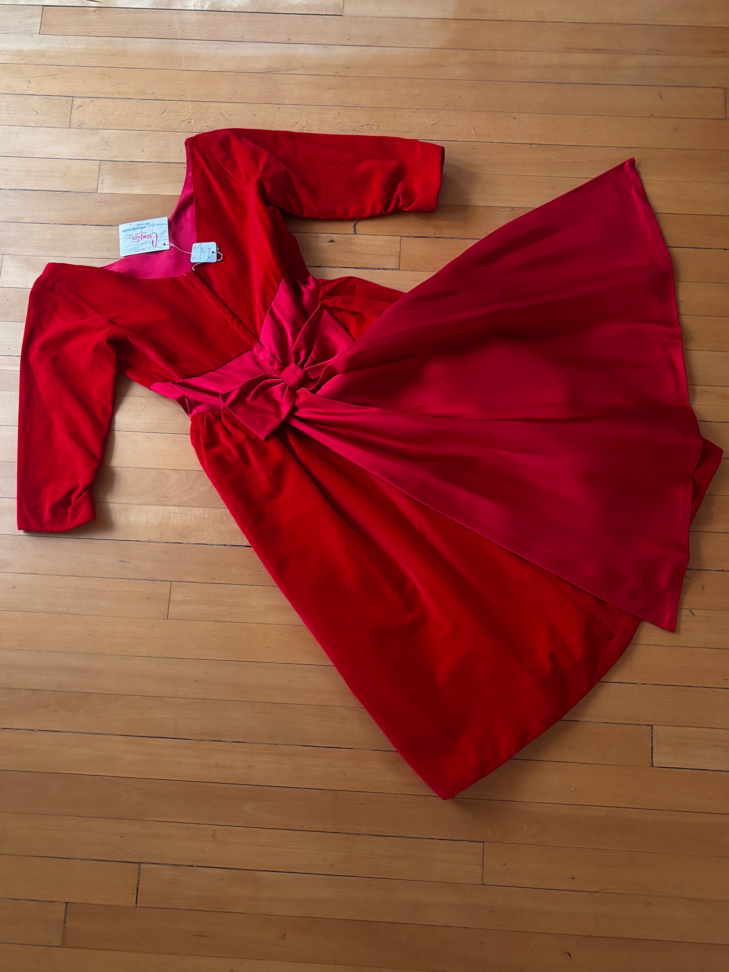 Vintage 1950s Dress - Dreamy Deadstock Designer Red Velvet + Satin Trained Cocktail Party Dress Size S