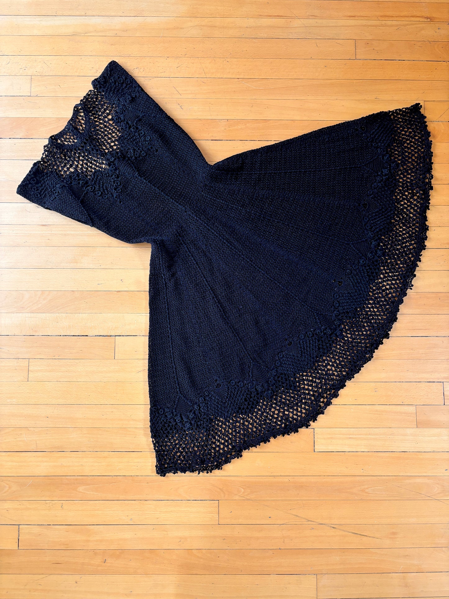 Vintage Crochet Dress - Rare Jet Black Hand-Made Irish-Style Crochet Knit w Spiderweb Motif Size XS to S