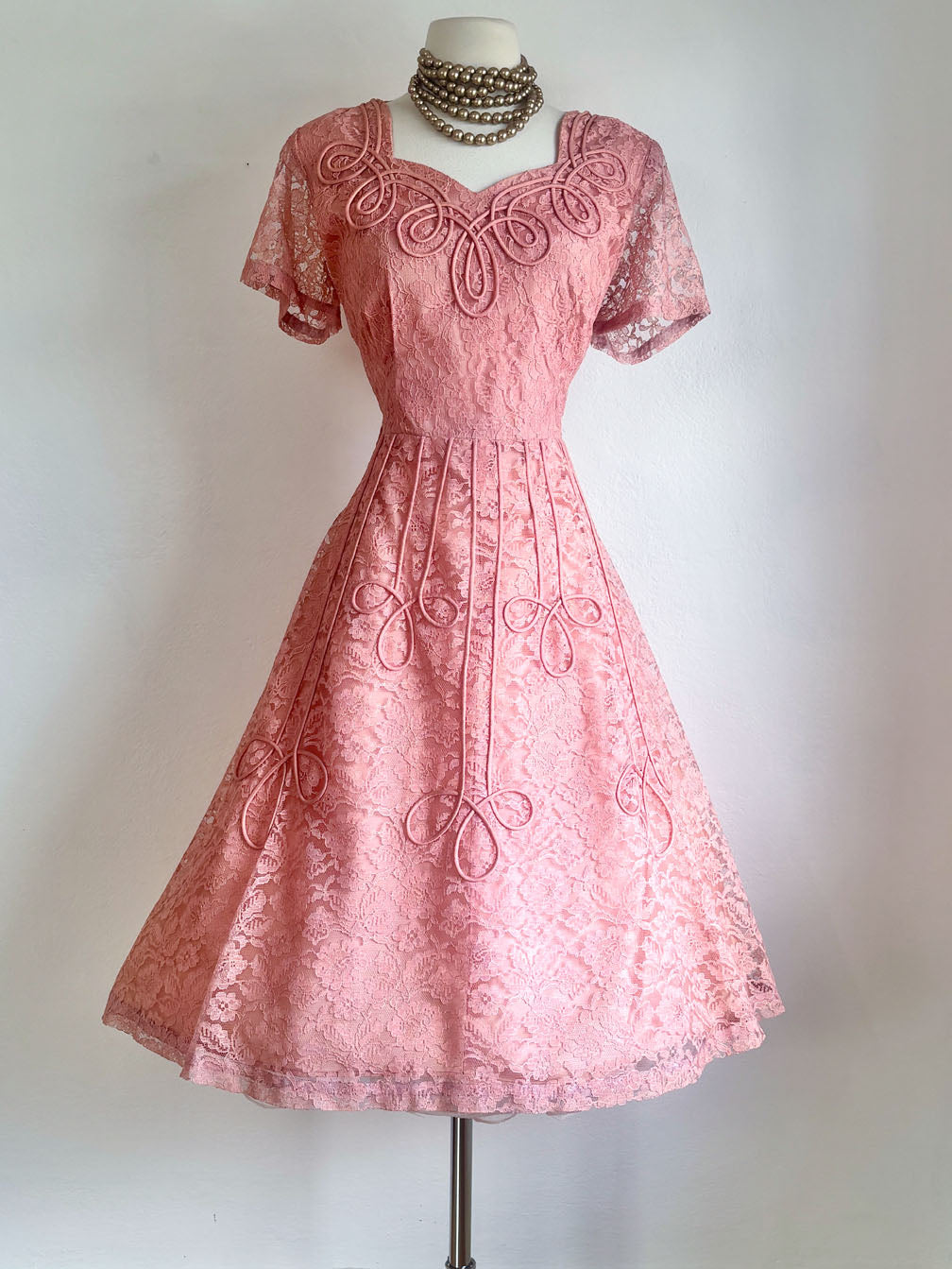 Vintage 1940s to 1950s Dress - Rose Pink Soutache Loops + Lace Cocktai   Jumblelaya Vintage