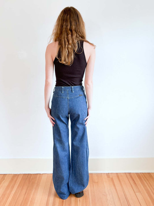 Vintage 1970s Denim Jeans - MAVERICK Dark Wash + Watch Pocket Bell Bottom Flare Jeans Pants W30"