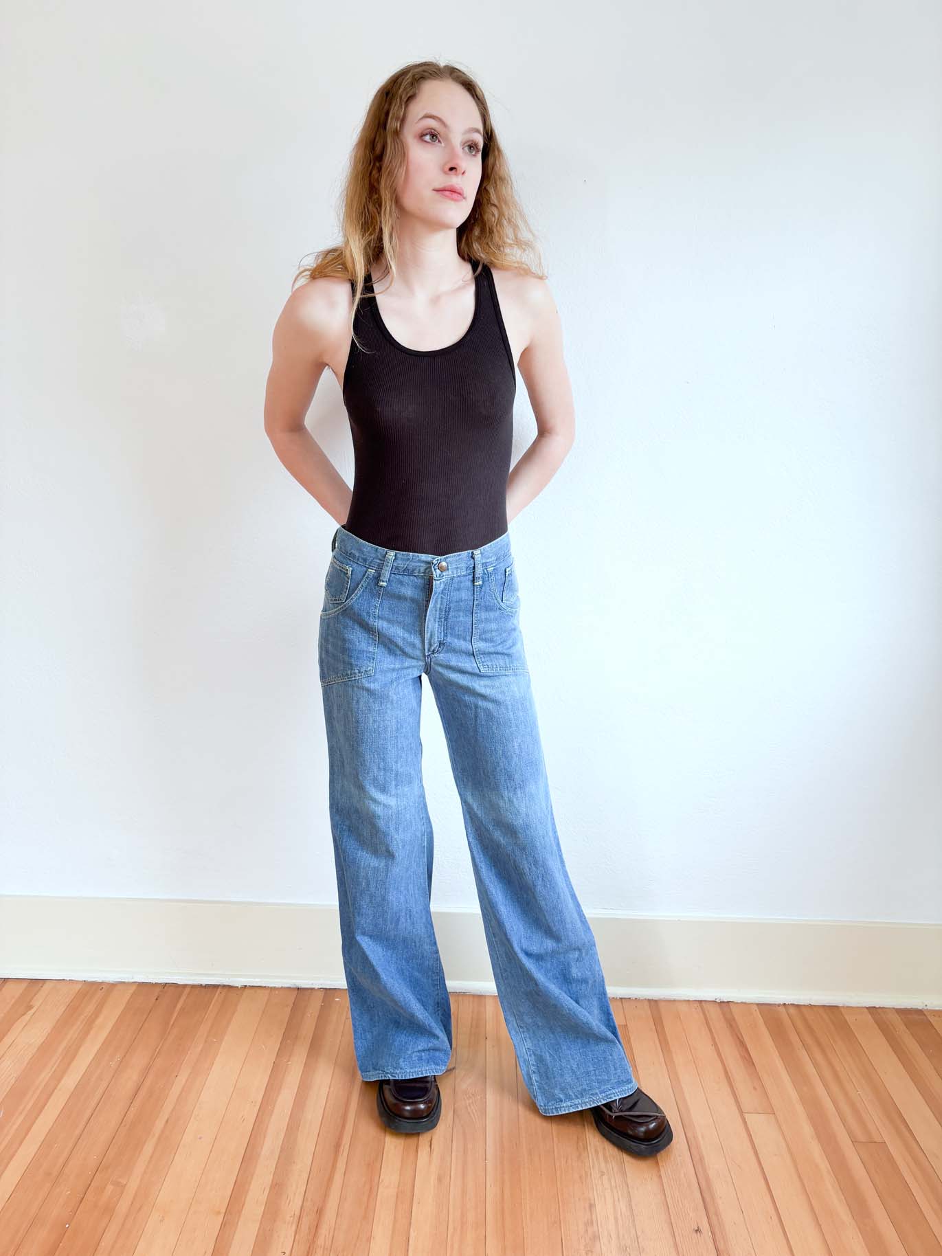 Vintage 1970s Denim Jeans - MAVERICK Medium Wash + Watch Pocket Bell Bottom Flare Jeans Pants W29"