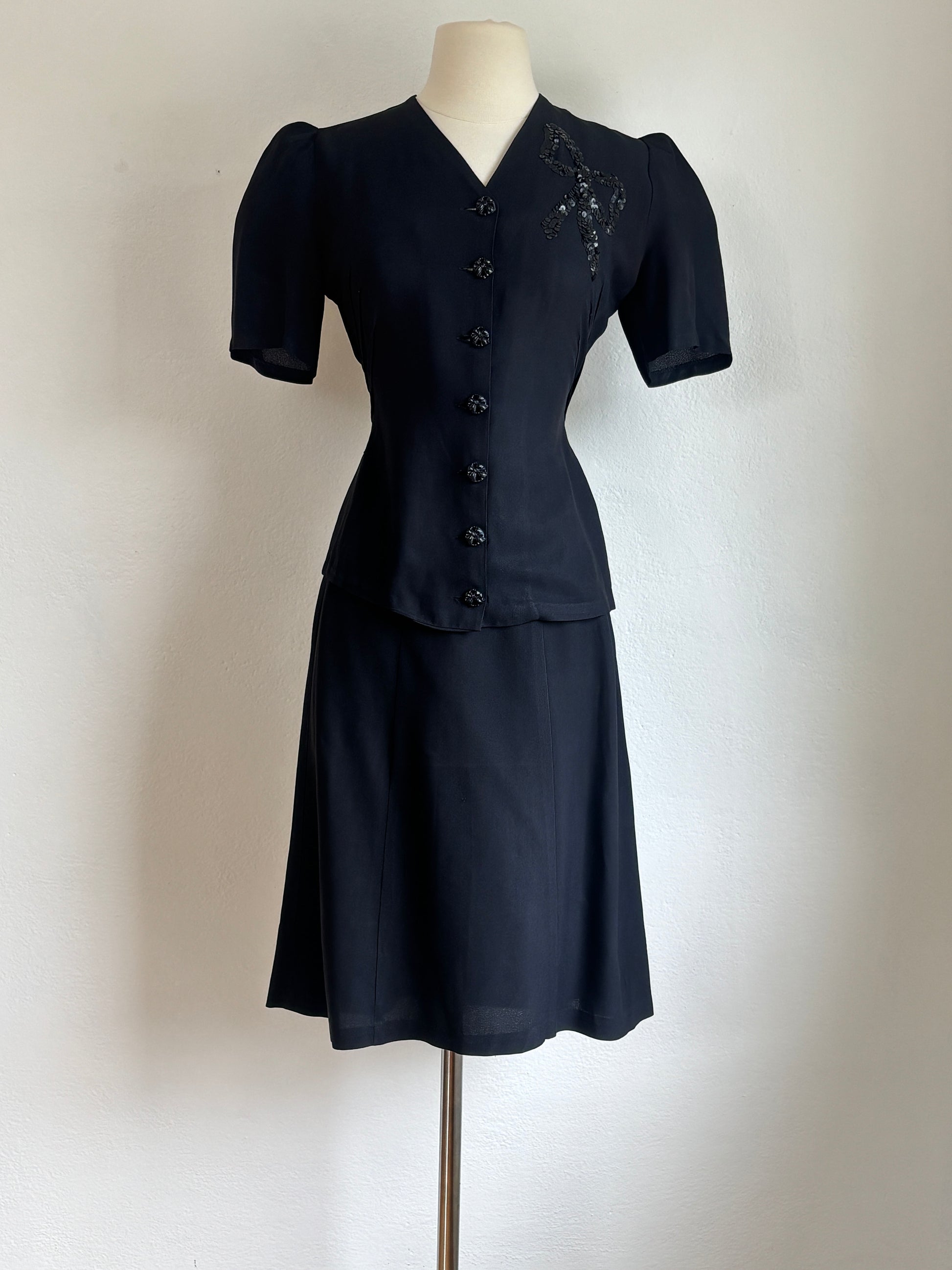 Vintage 1930s to 1940s Dress Set - Black Rayon w Sequin "Bow" + Novelt Jumblelaya Vintage Vintage 1930s to 1940s Dress Set - Black Rayon w Sequin "Bow" + Novelt Jumblelaya Vintage