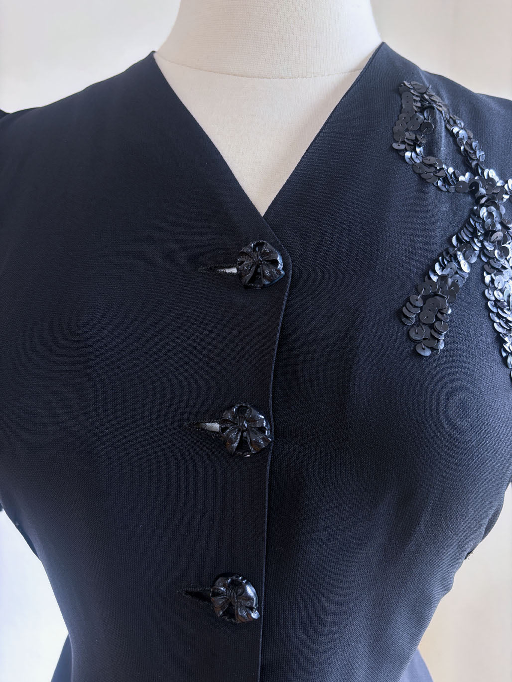 Vintage 1930s to 1940s Dress Set - Black Rayon w Sequin "Bow" + Novelty Celluloid Buttons Blouse Skirt Suit Size S