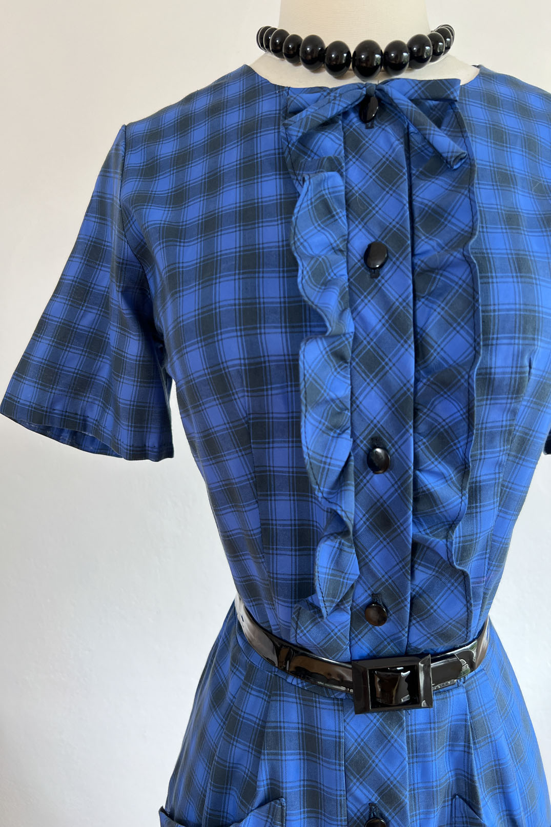 Vintage 1950s Dress - SMART! Blue Black Plaid Fancy Cotton Shirtwaist Wiggle Cocktail w Tuxedo Details Size M