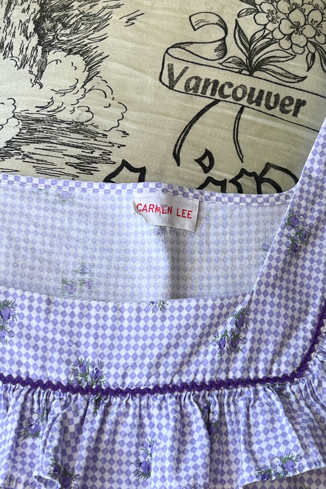 Vintage 1940s Dress - DARLING Violet Rose Print Gingham Plaid Cotton Pinafore Jumper Sundress Size S - M