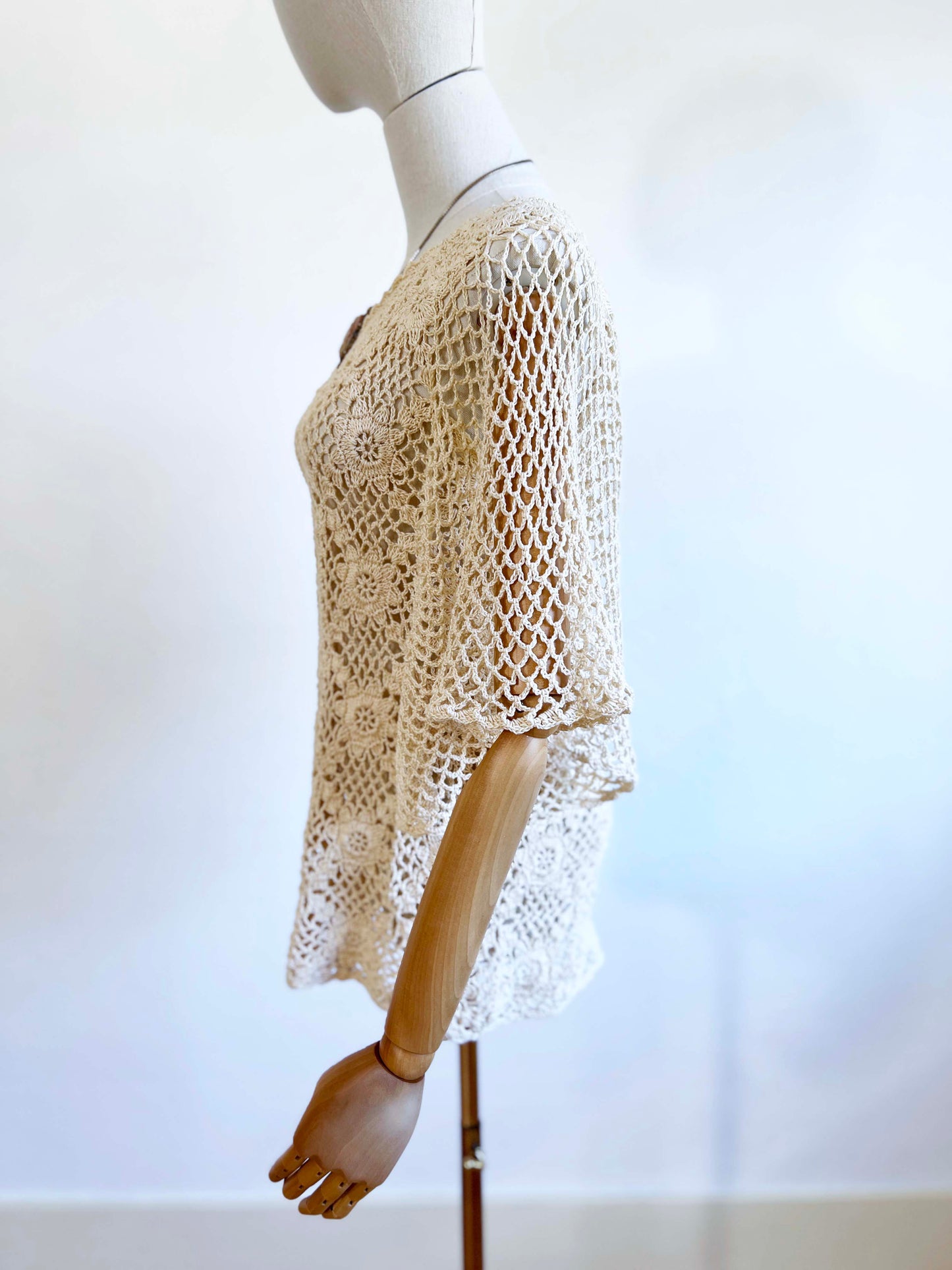 Vintage 1970s Crochet Top - ANGEL-SLEEVE Cream Tunic Blouse or Cover-Up, Made in Philippines Size XS to L