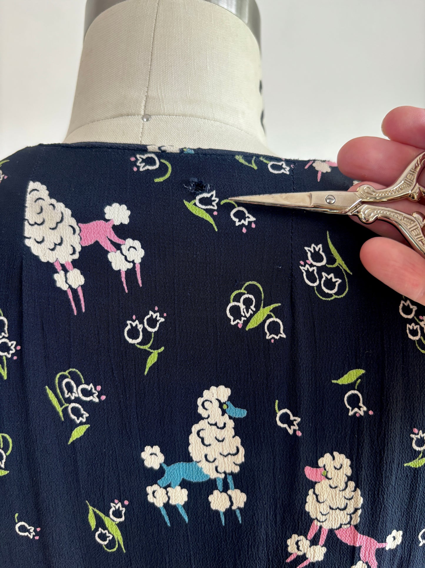 Vintage 1940s Dress - Charming French Poodle Novelty Print Navy Pastel Rayon Swing Dress Size S