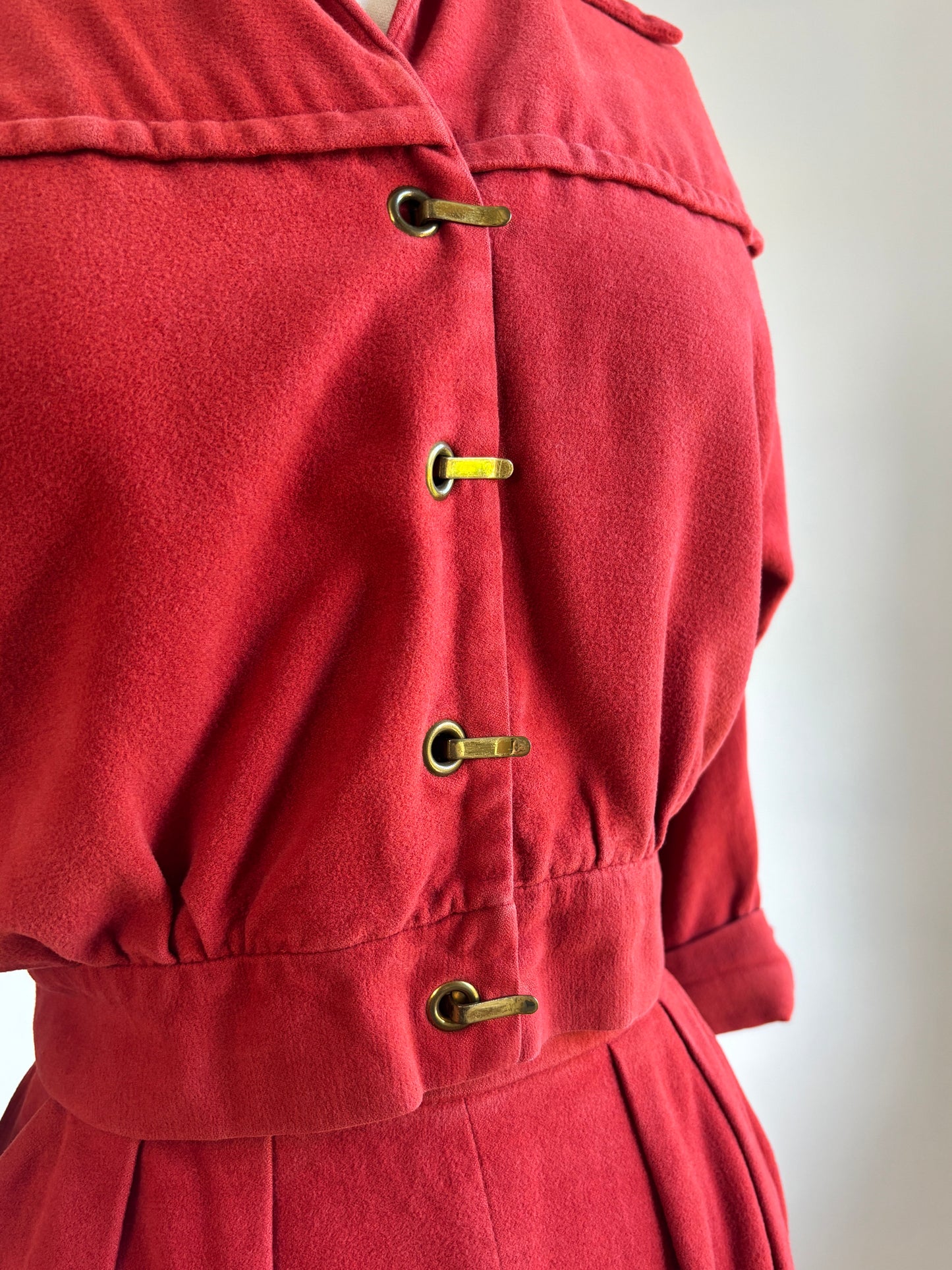 Vintage 1940s to 1950s Suit - Rare! Spectacular Auburn Spice Rayon Velour w Brass Clasps Jacket + Pencil Skirt Size XS to S