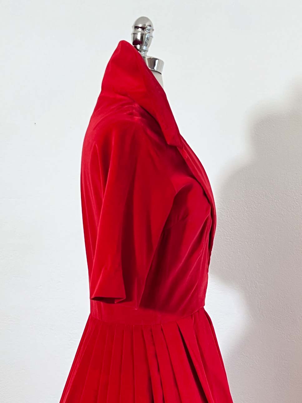 Vintage 1950s RED VELVET Dress - FEISTY Scarlet Velveteen Custom-Made Party Dress Size S - M