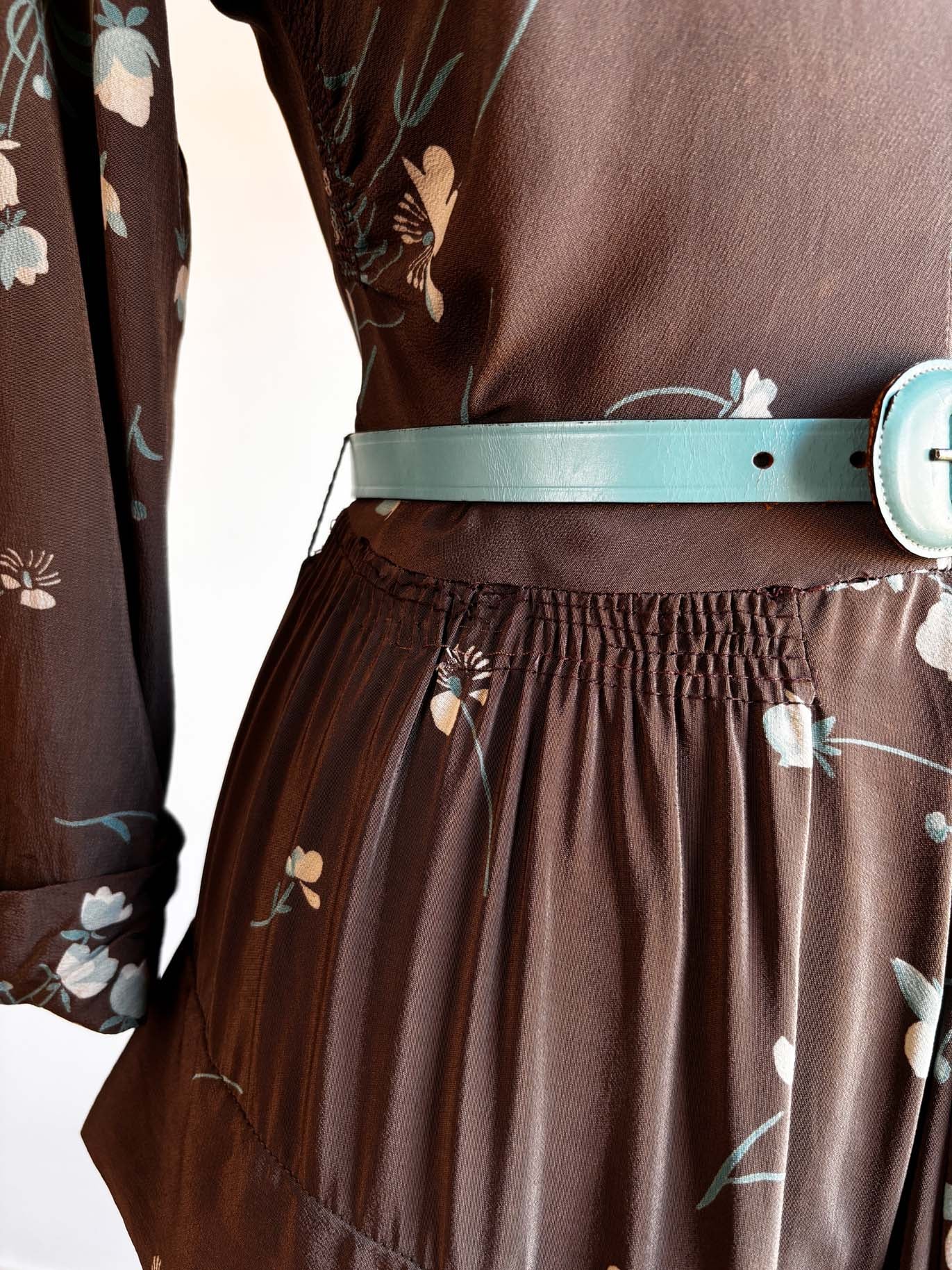 Vintage 1940s Dress - Smart Cocoa + Delphite Blue Floral R&K Originals Dress Size S to M