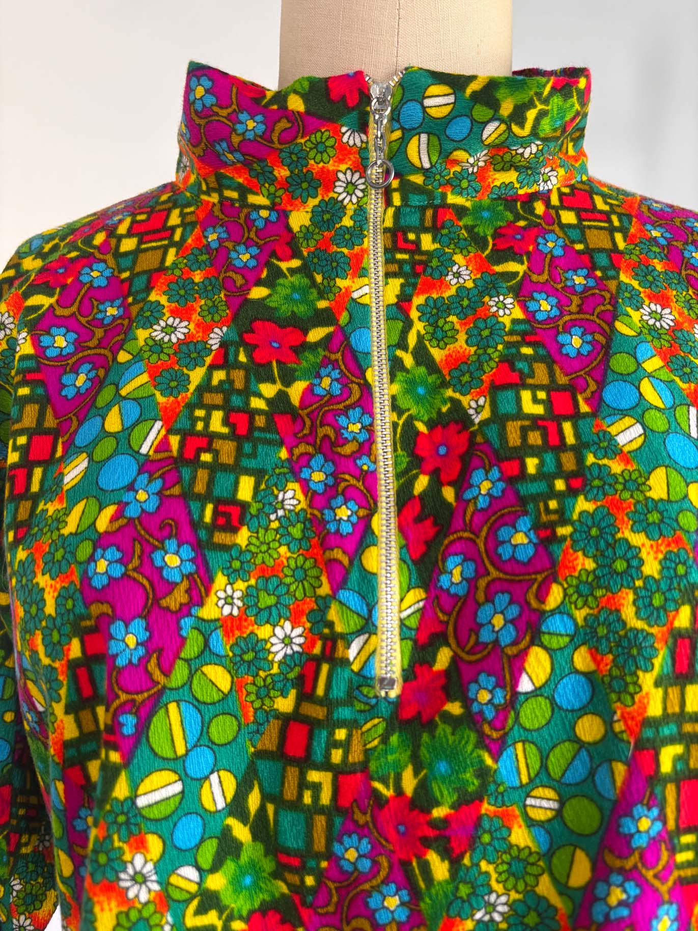 Vintage 1960s Psychedelic Pant Suit - Acid Neon Print Designer Metal Zip-up Top + Cigarette Pants Size M