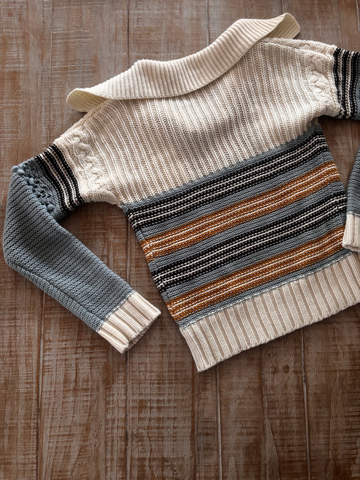 Vintage 1970s Sweater - Super Cute Hippie Boho Bobble Knit Pullover Top w Sunflower Novelty Size XS to M