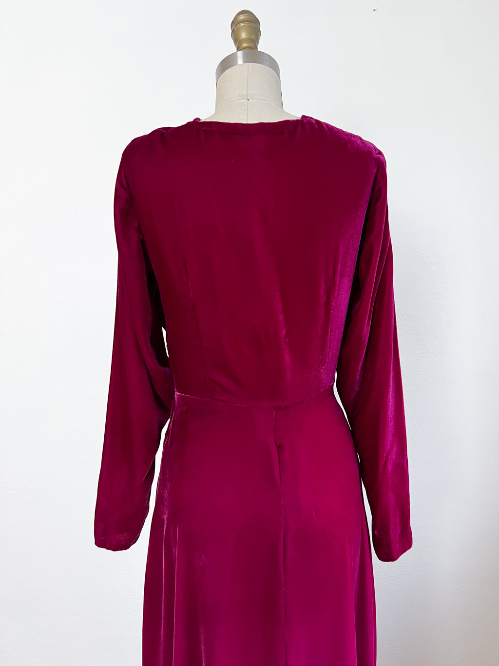 Vintage 1930s Full-Length Evening Gown - Vibrant Raspberry-Fuchsia Velvet Bias-Cut Dress Size XS - S