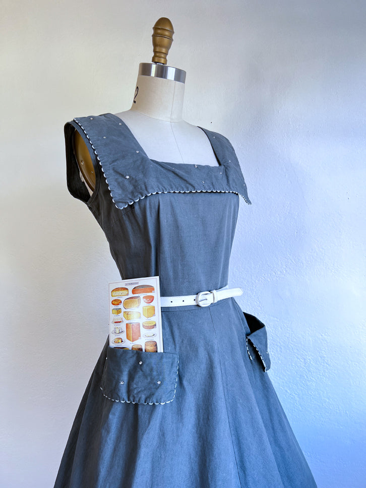 Vintage 1950s Dress - PERT Neutral Solid Grey w White Rickrack Cotton Sundress w Pockets + Rhinestones Size Roomy M to L