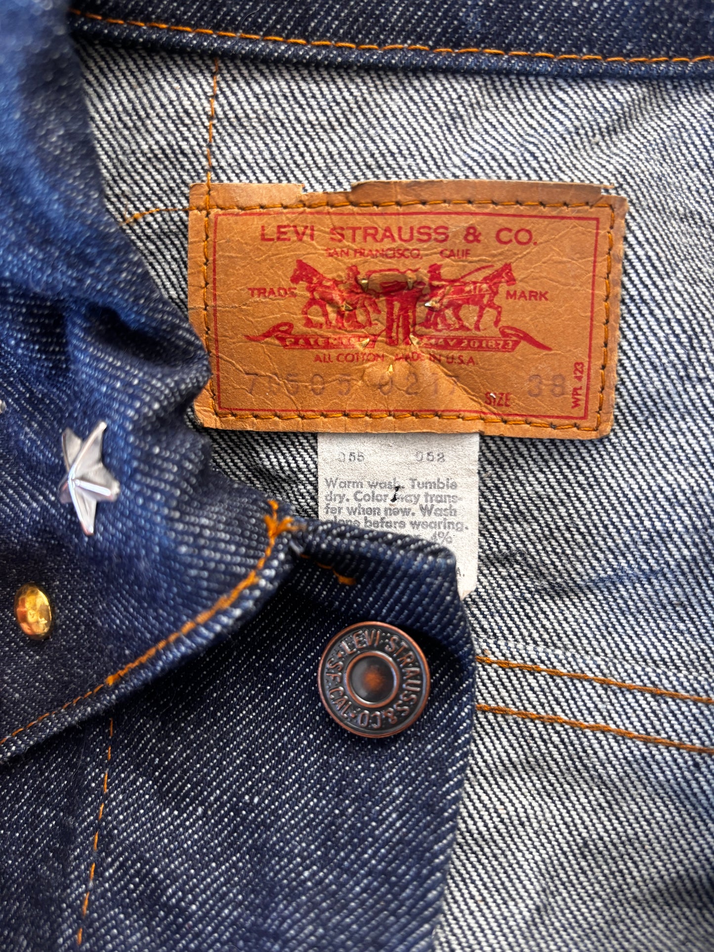 Rare Vintage 1970s Levi's Type III Denim Jacket - Deadstock + Custom Embellished w Studs "Aquarius" Trucker Size M