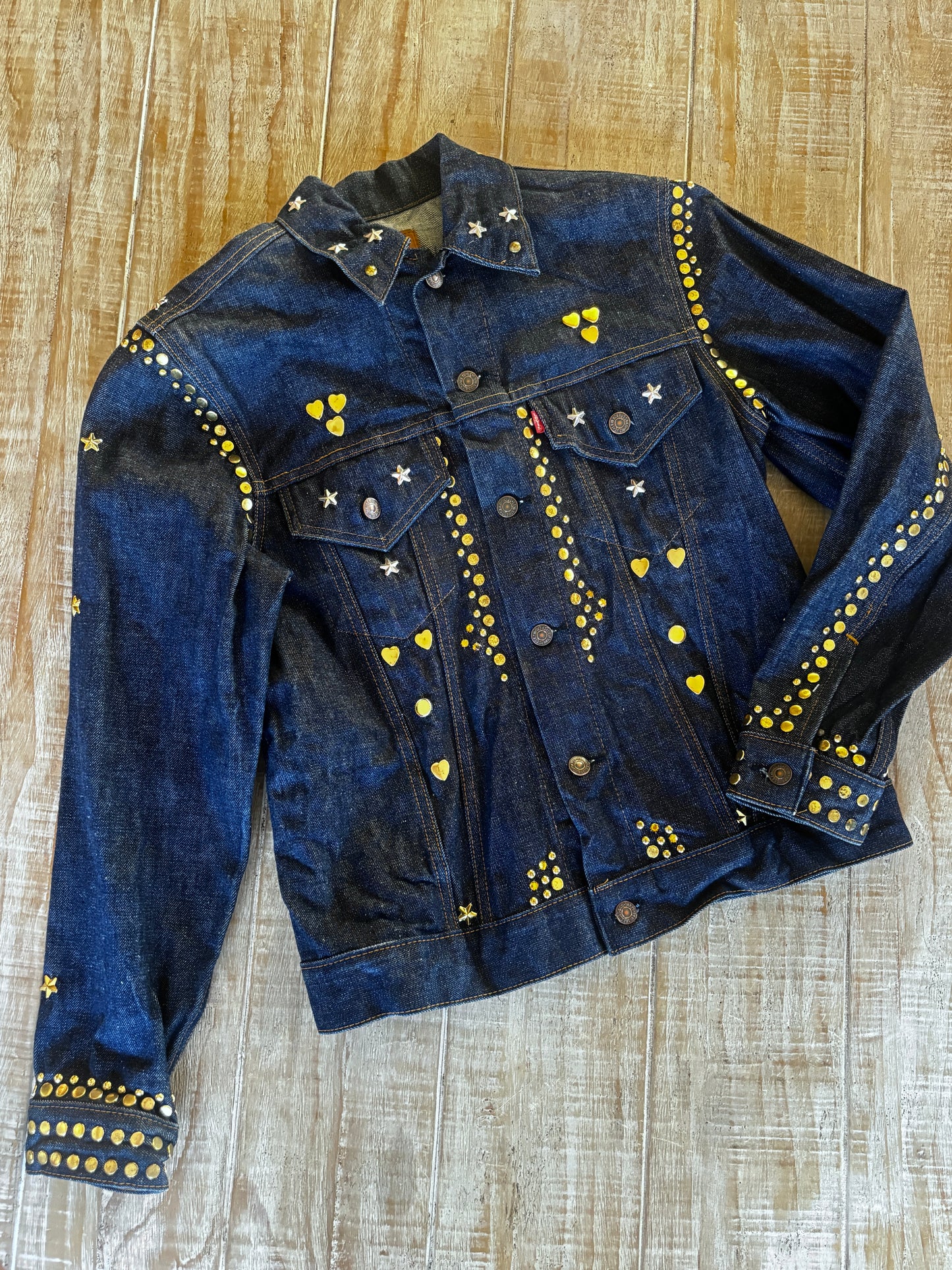 Rare Vintage 1970s Levi's Type III Denim Jacket - Deadstock + Custom Embellished w Studs "Aquarius" Trucker Size M