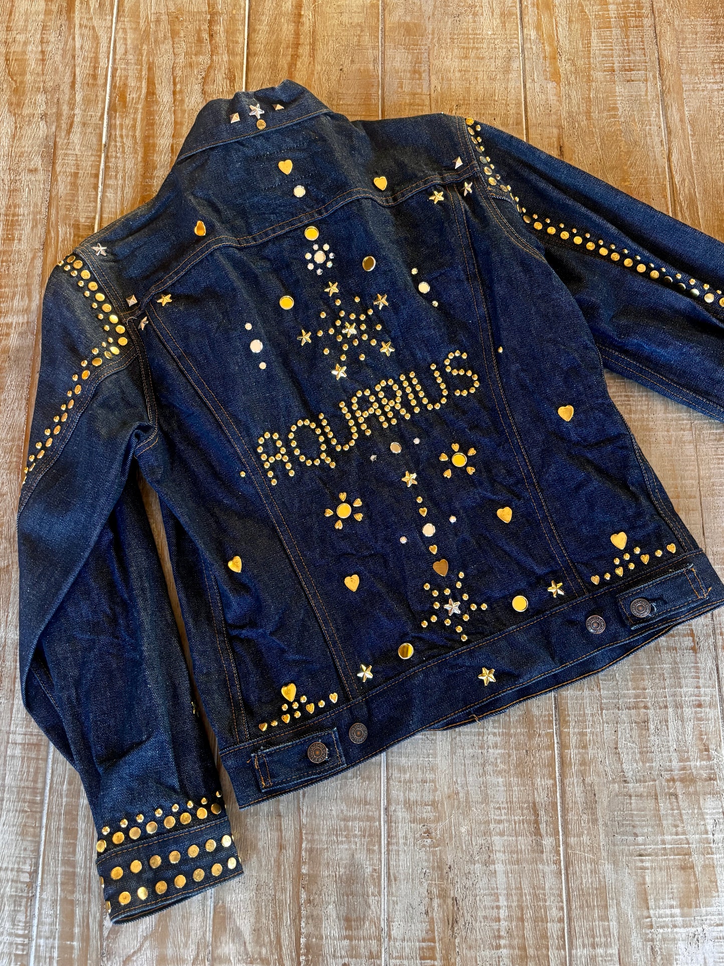 Rare Vintage 1970s Levi's Type III Denim Jacket - Deadstock + Custom Embellished w Studs "Aquarius" Trucker Size M