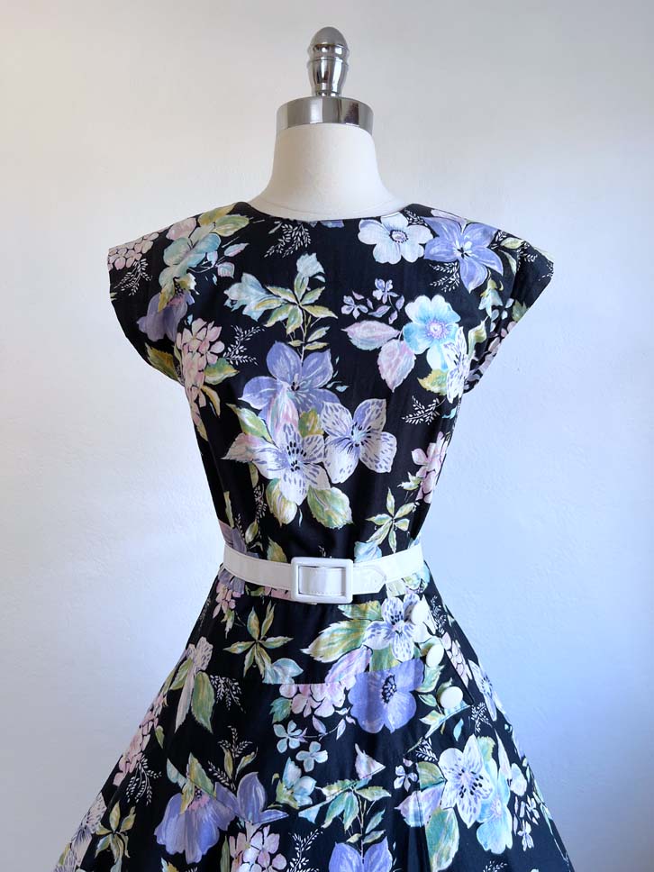 Vintage 1980s Dress - GORGEOUS Black 1950s Style Cotton Cool Pastel Floral Sundress w New Wave Details Size M