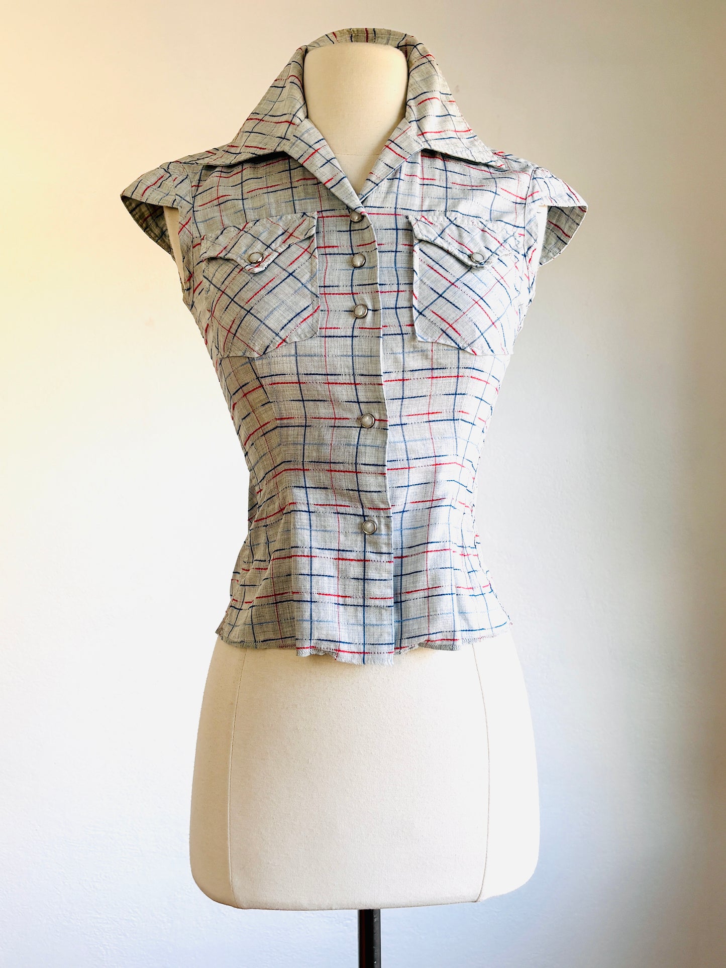 Vintage 1950s Western Blouse - Broken Stripe Designer Fitted Pale Blue Cotton Pearl Snaps Size XS