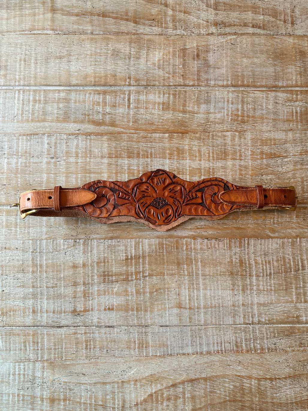 BELTOPIA! Vintage 1940s - 1950s Tooled Western Kidney Belt - Tan Rose + Rare Double Brass Buckle Cincher Size XS to M