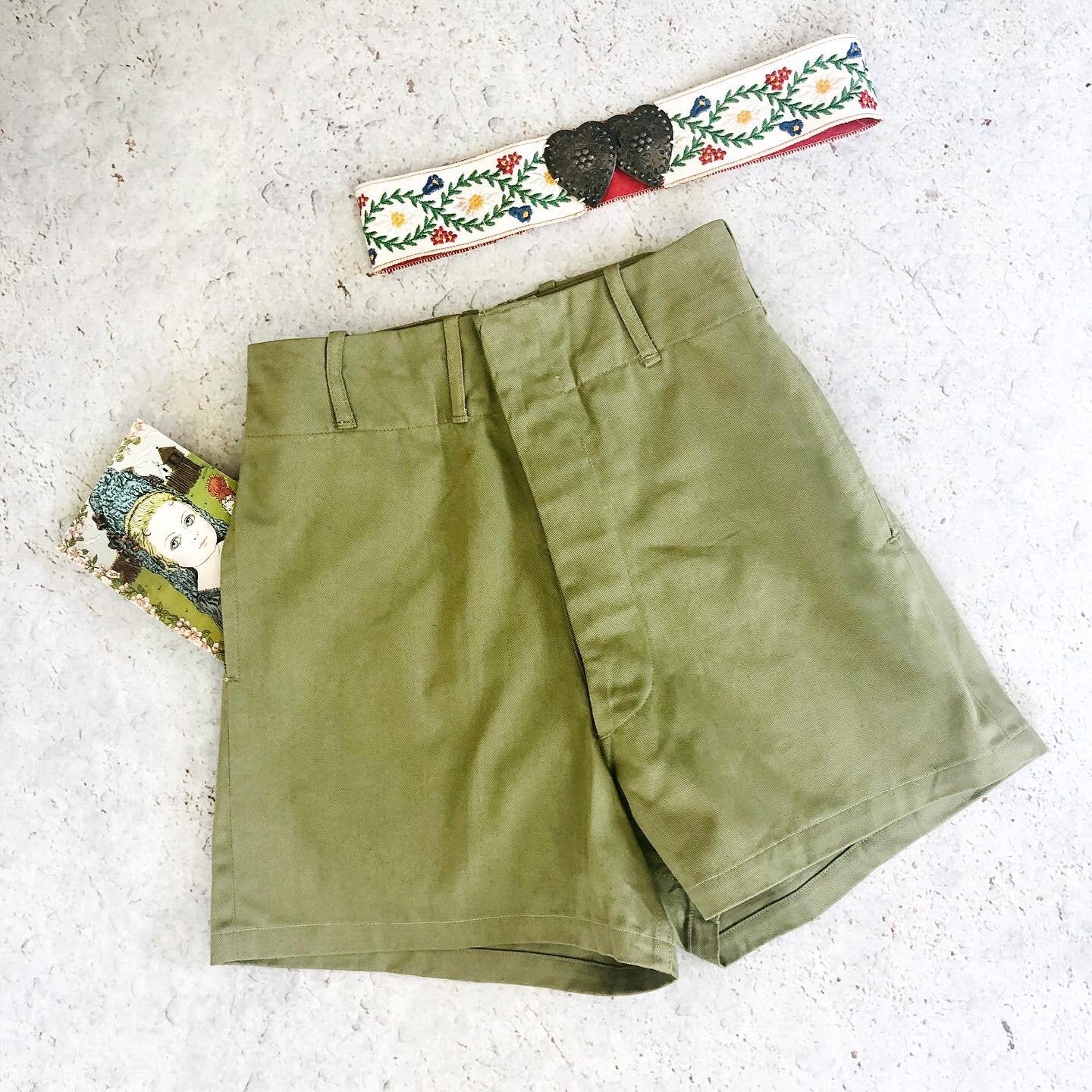 RARE WWII 1940s Canadian Army Olive Khaki Cotton Military Shorts w High Waist + Pockets! - Choose Your Size