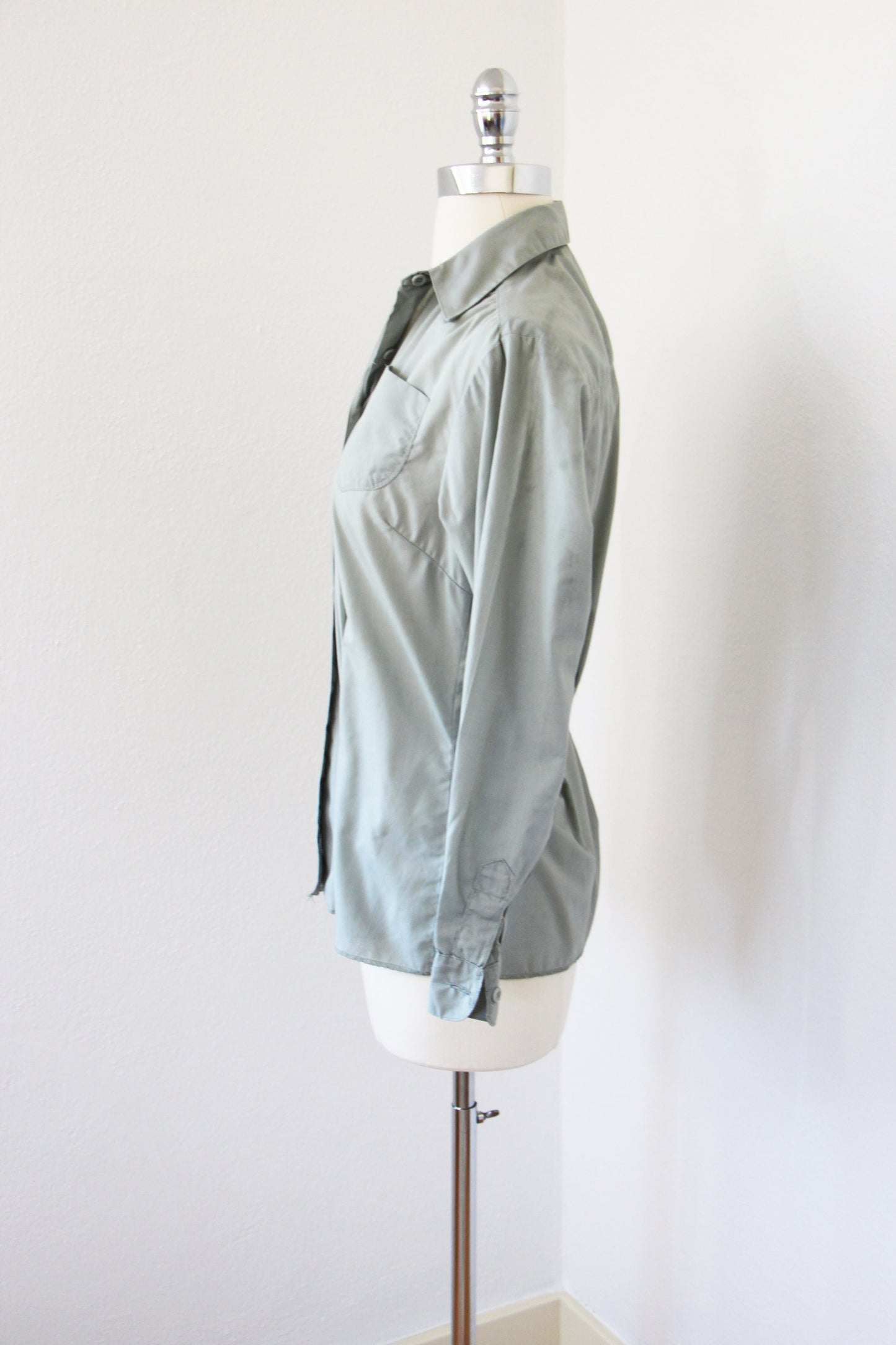 Vintage 1970s Marine Corps Blouse Military USMC Uniform Tapered Cotton Blend Shirt in Pale Misty Green Grey - Choose Your Size