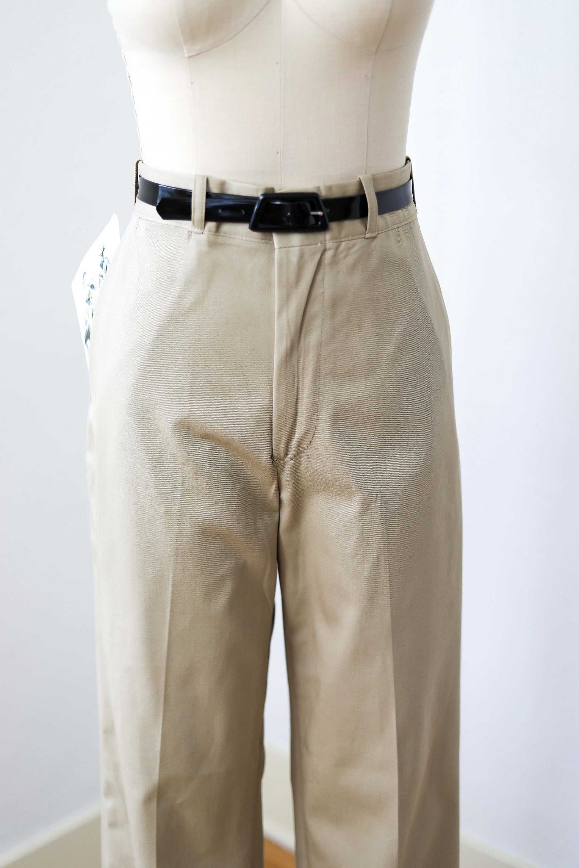 RYRJJ Men's Vintage 60s 70s Bell Bottom Pants Stretch Classic Comfort Chino  Flared Pants Retro Formal Dress Bootcut Trousers(Black,S) 